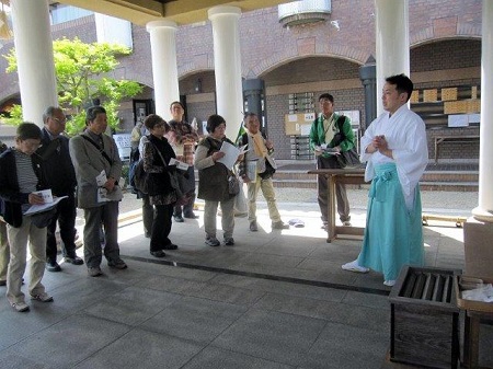 飛行神社　友田　享　宮司様による説明