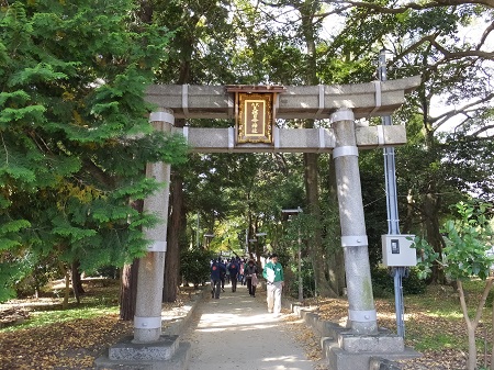 天穂日命神社参道