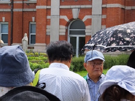 聖母女学院本館（旧陸軍第16師団司令部庁舎）にて林監事