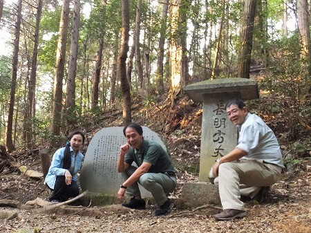 おまけです・有志3人は方丈石まで行ってまいりました