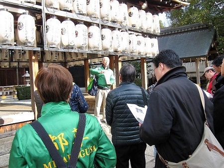 岩屋神社境内