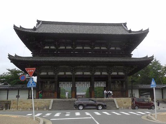 二王門(重文)