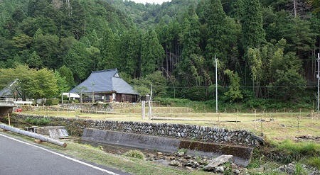 翌朝の松上げ会場