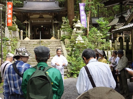 崇導神社井口宮司よりご説明