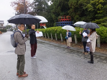 篠村八幡宮で井上部長より案内