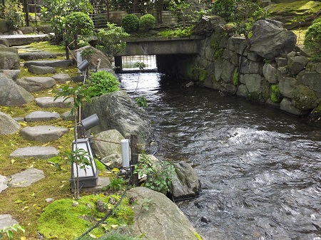 鴨川からの取水口