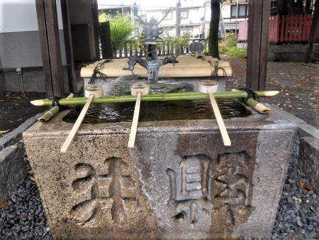平安時代以来,古歌に詠まれた「縣井」