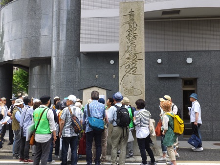 東門跡ひげ題目前にて