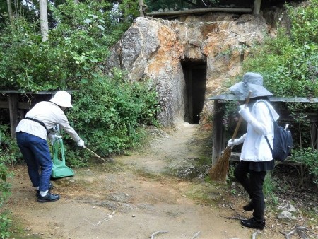 清掃風景③戸隠神社（天岩戸）