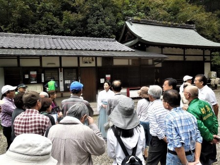 津田権宮司さまのお話風景