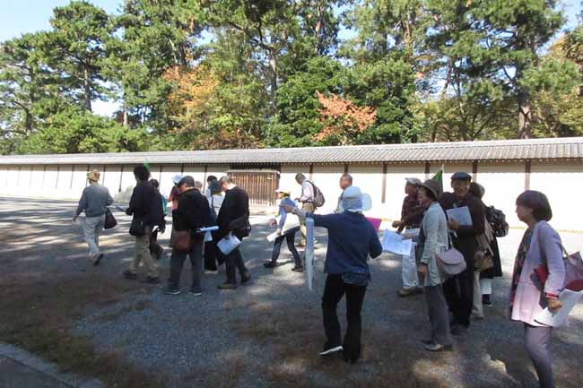 仙洞御所から建礼門へ