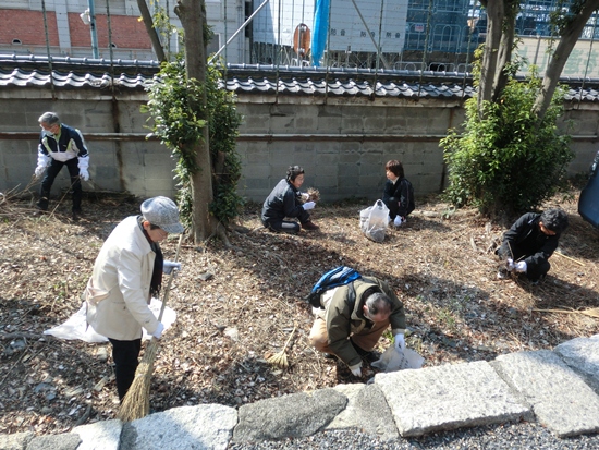 1698-12.3.3豊国神社美化活動馬塚付近大.jpg