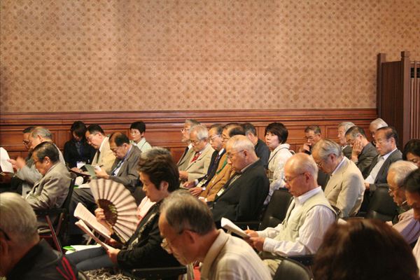 2185-12.5.26総会会場会員の方々の風景.jpg