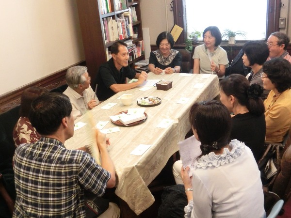 2601-12.9.14都草交流会事務所で茶話会.jpg