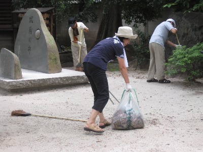 340-白峯神宮清掃A.JPG