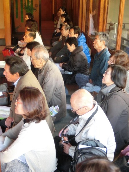 4635-13.11.13会員の皆さま観賞風景.jpg