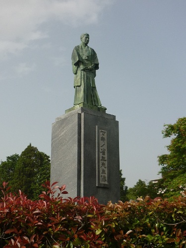 838-マキノ省三像.JPG