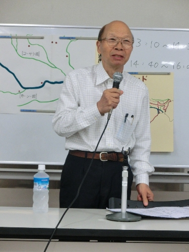 908-藤井さん立ち姿.JPG