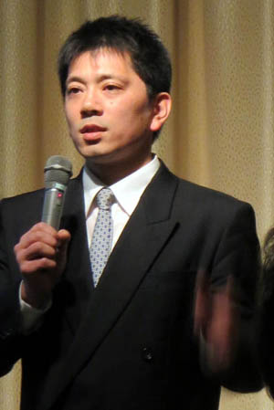 基調講演する小笠原清基氏
