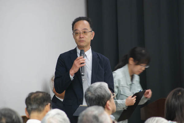 挨拶する廣瀬勇二京都御苑管理事務所長